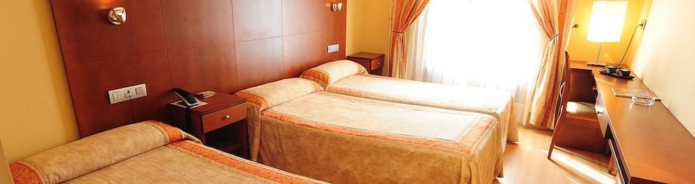 Hotel Jaques Χάκα Εξωτερικό φωτογραφία