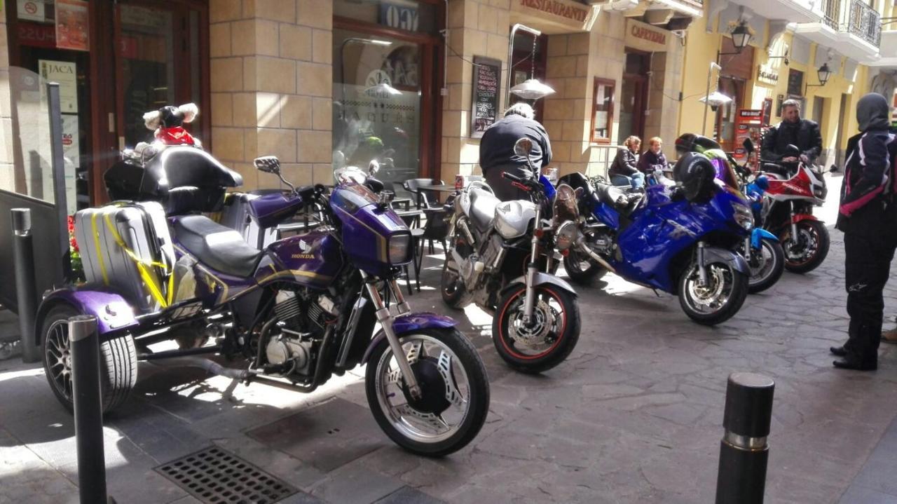 Hotel Jaques Χάκα Εξωτερικό φωτογραφία