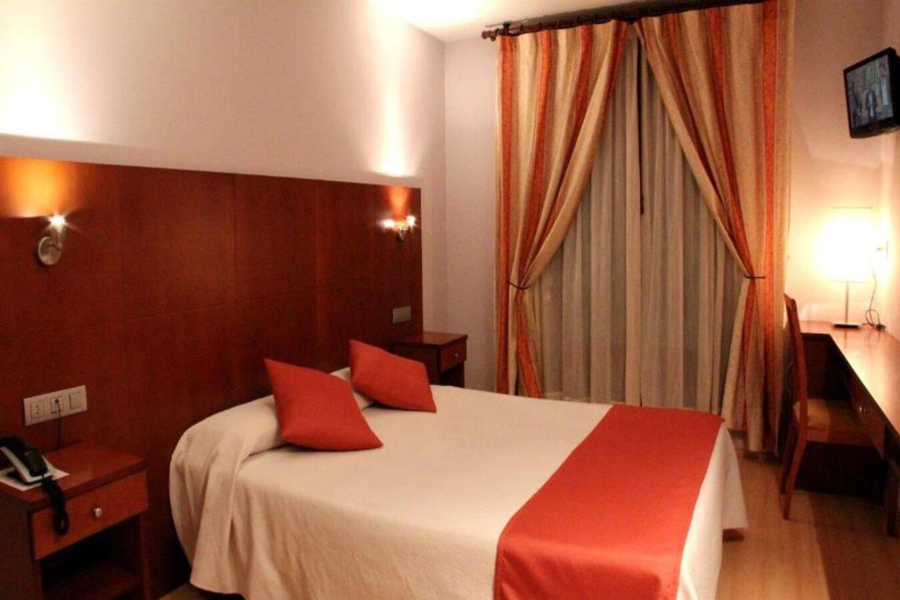 Hotel Jaques Χάκα Εξωτερικό φωτογραφία