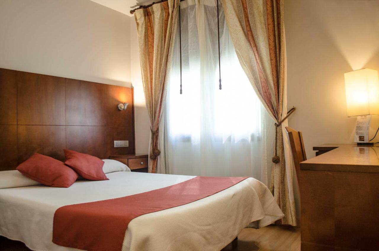 Hotel Jaques Χάκα Εξωτερικό φωτογραφία