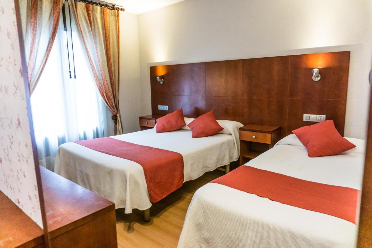 Hotel Jaques Χάκα Εξωτερικό φωτογραφία